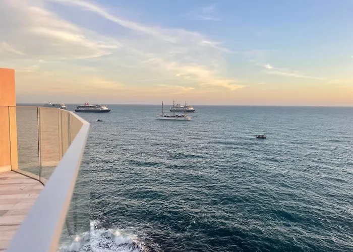 Okulus Madeira Фуншал