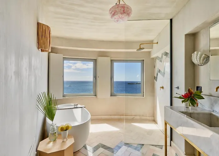 Okulus Madeira * Funchal (Madeira)